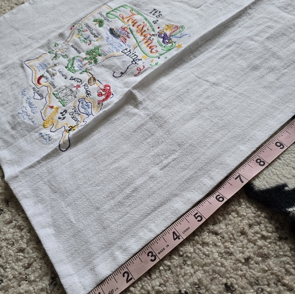 Louisiana tea towel, it's a Louisiana thing. Embroidered - Picture 4 of 6